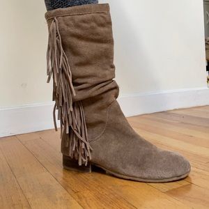 Fringe boots